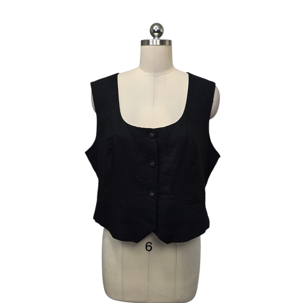 Avec Les Filles Black Linen Blend Scoop Neck Button Front‎ Vest Size XL Preppy